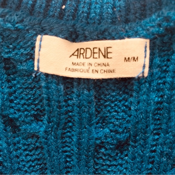 blue v-neck cable sweater vest - Picture 6 of 7